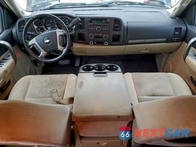 Zdjęcie 8 z 12 samochodu: 2009 CHEVROLET SILVERADO C1500 LT VIN:3GCEC23089G269229 - miniatura