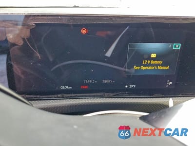 Zdjęcie 9 z 11 samochodu: 2025 MERCEDES-BENZ CLA 250 4MATIC VIN:W1K5J4HB6SN508985 - miniatura