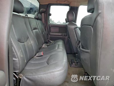Zdjęcie 10 z 14 samochodu: 2004 CHEVROLET SILVERADO K1500 VIN:1GCEK19T24E153023 - miniatura