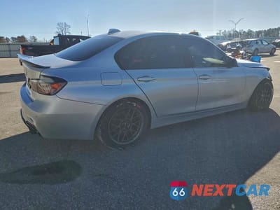 Trzecie zdjęcie samochodu z tyłu: 2015 BMW 328 XI SULEV VIN:WBA3B5C56FP654509 - miniatura