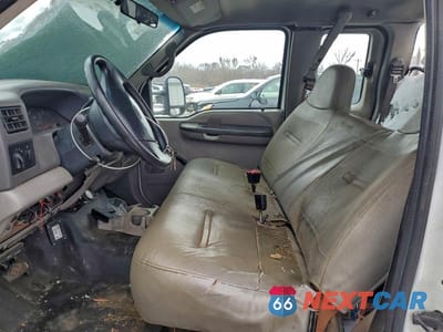 Zdjęcie 7 z 11 samochodu: 2001 FORD F250 SUPER DUTY VIN:1FTNX20L41EA31070 - miniatura