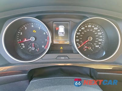 Zdjęcie 9 z 12 samochodu: 2018 VOLKSWAGEN TIGUAN SE VIN:3VV2B7AX3JM015549 - miniatura