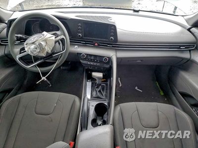 Zdjęcie 8 z 12 samochodu: 2022 HYUNDAI ELANTRA SEL VIN:KMHLM4AG9NU331157 - miniatura