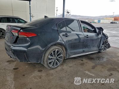 Trzecie zdjęcie samochodu z tyłu: 2021 TOYOTA COROLLA SE VIN:JTDS4MCE7MJ072065 - miniatura