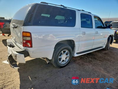 Trzecie zdjęcie samochodu z tyłu: 2003 GMC YUKON XL DENALI VIN:1GKFK66U53J333833 - miniatura