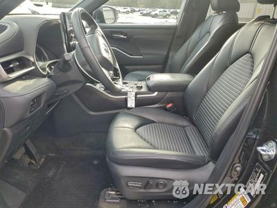 Zdjęcie 7 z 14 samochodu: 2024 TOYOTA HIGHLANDER XSE VIN:5TDKDRBHXRS543239 - miniatura
