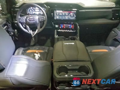 Zdjęcie 8 z 12 samochodu: 2025 GMC SIERRA K2500 AT4 VIN:1GT4UPEY4SF285492 - miniatura