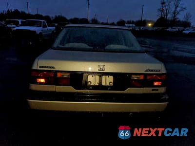 Zdjęcie 6 z 14 samochodu: 1987 HONDA ACCORD LXI VIN:1HGCA5647HA170137 - miniatura