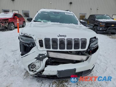 Piąte zdjęcie samochodu w środku: 2021 JEEP CHEROKEE LATITUDE LUX VIN:1C4PJMMX8MD185438 - miniatura