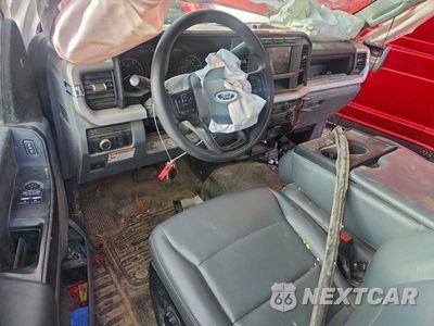 Zdjęcie 8 z 12 samochodu: 2024 FORD F550 SUPER DUTY VIN:1FDUF5HT9RDA06733 - miniatura