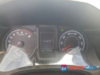 Zdjęcie 9 z 12 samochodu: 2019 TOYOTA TACOMA ACCESS CAB VIN:5TFRX5GN0KX139640 - miniatura