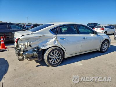 Trzecie zdjęcie samochodu z tyłu: 2016 NISSAN ALTIMA 2.5 VIN:1N4AL3AP0GN392439 - miniatura
