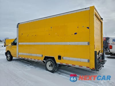 Drugie zdjęcie samochodu z przodu: 2022 FORD E350 BOX TRUCK VIN:1FDWE3FN7NDC11840 - miniatura