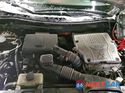 Zdjęcie 12 z 13 samochodu: 2022 MITSUBISHI OUTLANDER SEL VIN:JA4J2VA71NZ611739 - miniatura