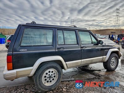 Trzecie zdjęcie samochodu z tyłu: 1996 JEEP CHEROKEE COUNTRY VIN:1J4FJ78S4TL237867 - miniatura