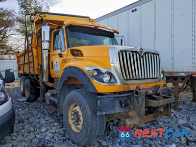 2012 INTERNATIONAL 7600 DUMP TRUCK 1HTGRSJT5CJ627531 - główne zdjęcie licytacji z USA - miniatura