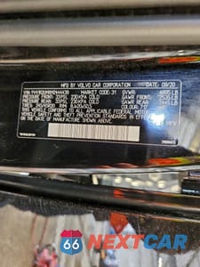 Zdjęcie 13 z 15 samochodu: 2021 VOLVO XC40 T5 R-DESIGN VIN:YV4162UMXM2444439 - miniatura