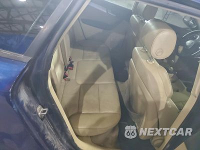 Zdjęcie 10 z 12 samochodu: 2011 AUDI A3 PREMIUM PLUS VIN:WAUKFAFM7BA026502 - miniatura