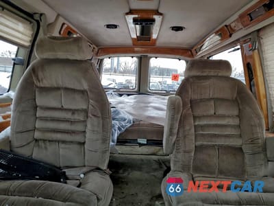 Zdjęcie 10 z 14 samochodu: 2000 CHEV EXPRESS G1500 VIN:1GBFG15R8Y1204428 - miniatura