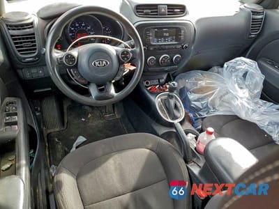 Zdjęcie 8 z 11 samochodu: 2018 KIA SOUL VIN:KNDJN2A2XJ7514996 - miniatura