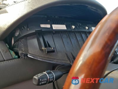 Zdjęcie 9 z 12 samochodu: 2007 MERCEDES-BENZ CL 550 VIN:WDDEJ71X47A003176 - miniatura