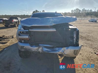 Piąte zdjęcie samochodu w środku: 2018 CHEVROLET SILVERADO K1500 LT VIN:3GCUKREC1JG514620 - miniatura