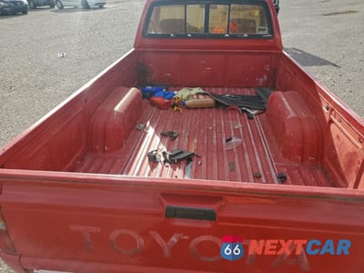 Zdjęcie 10 z 14 samochodu: 1988 TOYOTA PICKUP 1/2 TON RN55 VIN:JT4RN55R7J7034085 - miniatura