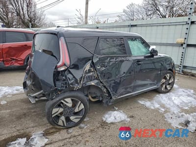 Trzecie zdjęcie samochodu z tyłu: 2023 KIA SOUL GT LINE VIN:KNDJ53AU1P7894889 - miniatura