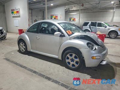 Czwarte zdjęcie samochodu z boku: 2001 VOLKSWAGEN NEW BEETLE GLS TDI VIN:3VWCP21C11M466870 - miniatura