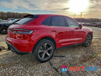 Trzecie zdjęcie samochodu z tyłu: 2025 PORSCHE MACAN BASE VIN:WP1AA2A53SLB00648 - miniatura