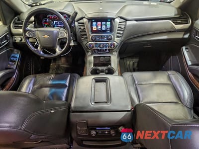 Zdjęcie 8 z 13 samochodu: 2019 CHEVROLET SUBURBAN K1500 LT VIN:1GNSKHKC4KR376926 - miniatura