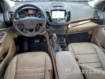 Zdjęcie 8 z 13 samochodu: 2018 FORD ESCAPE TITANIUM VIN:1FMCU9J92JUA63626 - miniatura