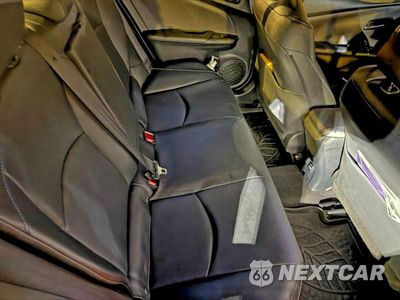 Zdjęcie 6 z 10 samochodu: 2017 TOYOTA PRIUS VIN:JTDKARFU7H3537964 - miniatura