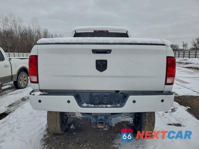 Zdjęcie 6 z 12 samochodu: 2015 RAM 2500 ST VIN:3C6UR5CL7FG611309 - miniatura