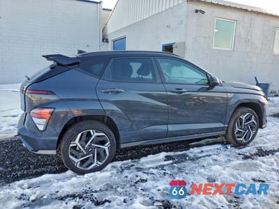 Trzecie zdjęcie samochodu z tyłu: 2024 HYUNDAI KONA N LINE VIN:KM8HACA33RU068918 - miniatura