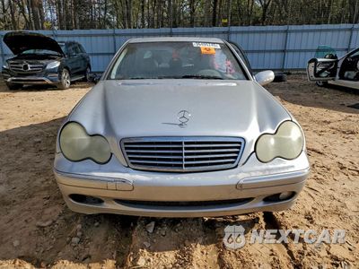 Piąte zdjęcie samochodu w środku: 2004 MERCEDES-BENZ C 320 VIN:WDBRF64J04F489075 - miniatura