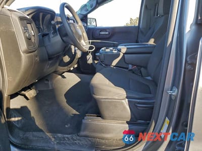 Zdjęcie 7 z 12 samochodu: 2021 CHEVROLET SILVERADO C1500 CUSTOM VIN:1GCPWBEHXMZ127489 - miniatura
