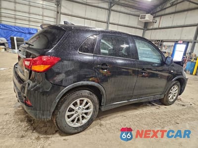 Trzecie zdjęcie samochodu z tyłu: 2018 MITSUBISHI RVR SE VIN:JA4AJ3AU1JZ601543 - miniatura