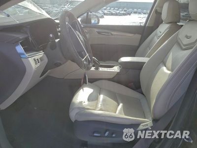 Zdjęcie 7 z 14 samochodu: 2019 CADILLAC XT5 LUXURY VIN:1GYKNDRS5KZ271604 - miniatura