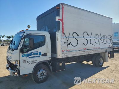 2012 MITSUBISHI FE FEC92S BOX TRUCK JL6CRH1A3CK004679 - główne zdjęcie licytacji z USA - miniatura