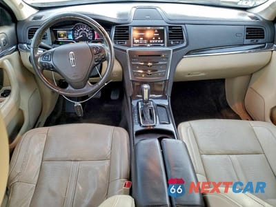 Zdjęcie 8 z 11 samochodu: 2013 LINCOLN MKS VIN:1LNHL9FT3DG601959 - miniatura