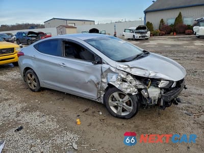 Czwarte zdjęcie samochodu z boku: 2012 HYUNDAI ELANTRA GLS VIN:KMHDH4AE2CU460569 - miniatura