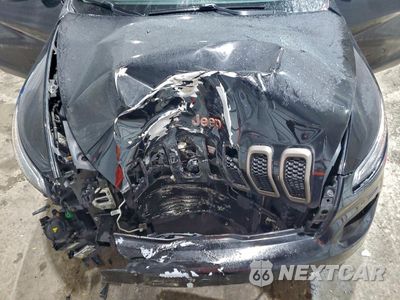 Zdjęcie 12 z 14 samochodu: 2017 JEEP CHEROKEE LATITUDE VIN:1C4PJMCB7HW538543 - miniatura