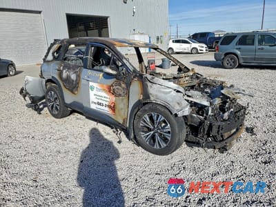 Czwarte zdjęcie samochodu z boku: 2022 NISSAN ROGUE SV VIN:5N1BT3BBXNC726014 - miniatura