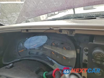 Zdjęcie 9 z 13 samochodu: 2004 GMC YUKON XL C1500 VIN:3GKEC16Z14G334259 - miniatura