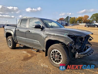 Czwarte zdjęcie samochodu z boku: 2024 TOYOTA TACOMA DOUBLE CAB VIN:3TYLB5JN0RT045887 - miniatura