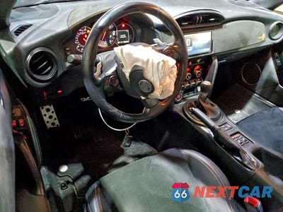 Zdjęcie 8 z 11 samochodu: 2017 TOYOTA 86 BASE VIN:JF1ZNAA14H8706977 - miniatura