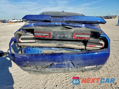 Zdjęcie 6 z 12 samochodu: 2020 DODGE CHALLENGER SXT VIN:2C3CDZAG3LH212834 - miniatura