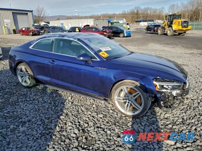 Czwarte zdjęcie samochodu z boku: 2019 AUDI A5 PREMIUM PLUS VIN:WAUTNAF53KA059576 - miniatura