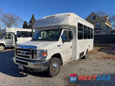 Drugie zdjęcie samochodu z przodu: 2014 FORD ECONOLINE E350 SUPER DUTY CUTAWAY VAN VIN:1FDEE3FL1EDA72850 - miniatura